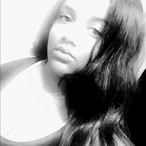 Meet your Posher, Rae